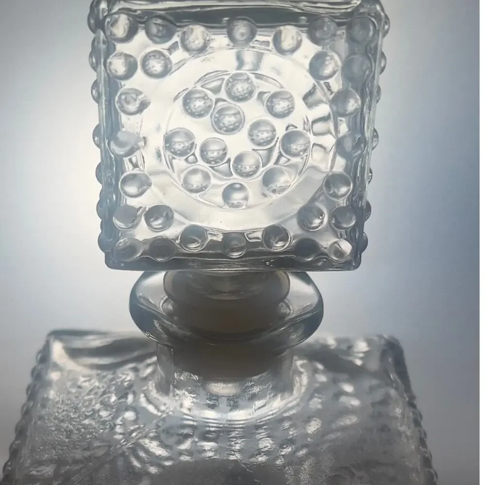 Vintage Clear Glass Decanter Hobnail Pattern MCM Barware Medallion Design 10